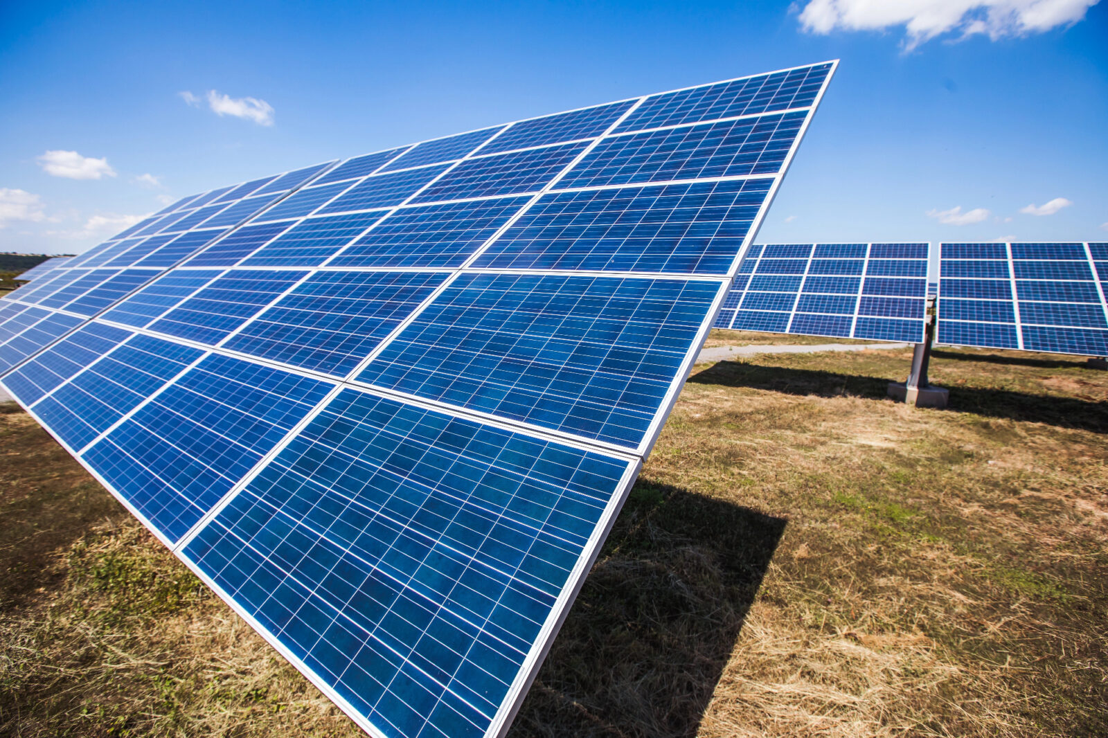 Na otoku Ilovik masovno instalirane solarne elektrane stvaraju energetsku revoluciju